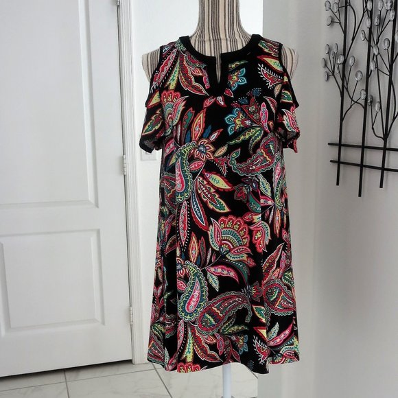 Alyx Dresses & Skirts - ALYX Paisley Cold Shoulder Stretch Jersey Dress